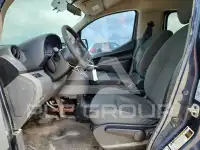 2015 Nissan NV фото