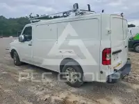 2015 Nissan NV фото