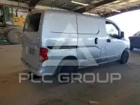 2015 Nissan NV 200 фото