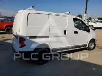 2015 Nissan NV фото