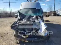 2015 Nissan NV photo