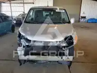 2015 Nissan NV 200 фото