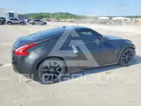 2015 Nissan 370Z фото