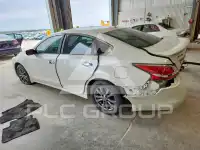 2015 Nissan ALTIMA фото