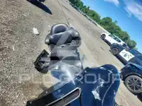 2015 Harley-Davidson FLHTCU фото