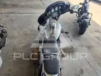 2015 Harley-Davidson FLHX фото