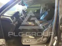 2015 Chevrolet Suburan фото