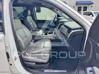 2015 Chevrolet Suburan фото