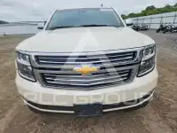 2015 Chevrolet Suburan photo
