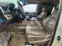 2015 Chevrolet Suburan photo