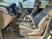 2015 Chevrolet Suburan фото