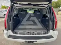 2015 Chevrolet Suburan photo