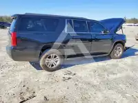2015 Chevrolet Suburan photo
