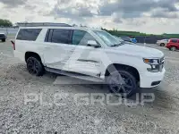 2015 Chevrolet Suburan photo