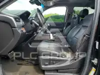 2015 Chevrolet Suburan фото