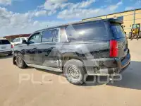 2015 Chevrolet Suburan photo
