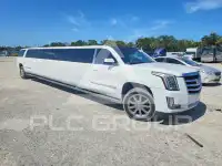 2015 Chevrolet Suburan фото