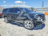 2015 Chevrolet Suburan photo