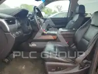 2015 Chevrolet Suburan фото