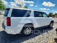 2015 Chevrolet Suburan фото