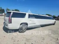 2015 Chevrolet Suburan фото