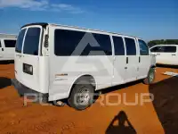 2015 Chevrolet Express фото