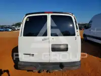 2015 Chevrolet Express фото