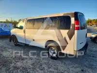2015 Chevrolet Express photo