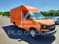 2015 Chevrolet Express photo