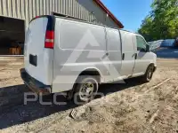 2015 Chevrolet Express photo