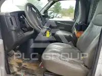 2015 Chevrolet Express фото