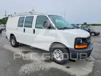 2015 Chevrolet Express photo