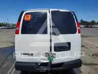 2015 Chevrolet Express photo
