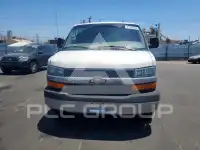 2015 Chevrolet Express photo