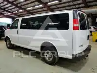 2015 Chevrolet Express photo