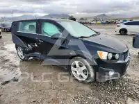 2015 Chevrolet Sonic фото