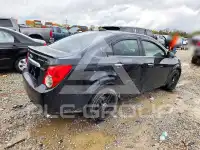 2015 Chevrolet Sonic фото