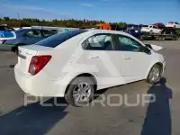 2015 Chevrolet Sonic photo