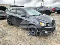 2015 Chevrolet Sonic фото