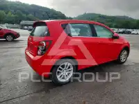 2015 Chevrolet Sonic фото