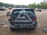 2015 Chevrolet Sonic фото