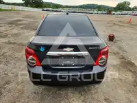 2015 Chevrolet Sonic фото