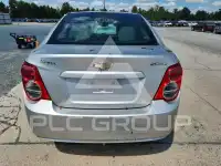 2015 Chevrolet Sonic фото