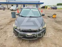 2015 Chevrolet Sonic фото