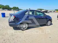 2015 Chevrolet Sonic фото