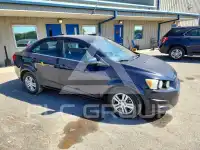 2015 Chevrolet Sonic фото