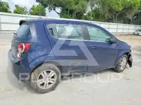 2015 Chevrolet Sonic фото