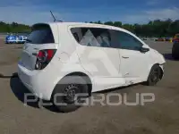 2015 Chevrolet Sonic фото