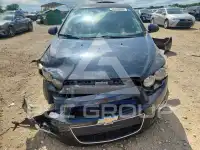 2015 Chevrolet Sonic фото