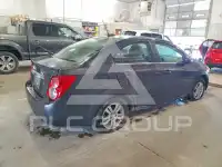 2015 Chevrolet Sonic фото